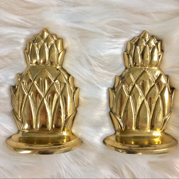 Accessories - Vintage Palm Beach HEAVY pineapple book ends Accessories - Vintage Palm Beach HEAVY pineapple book ends